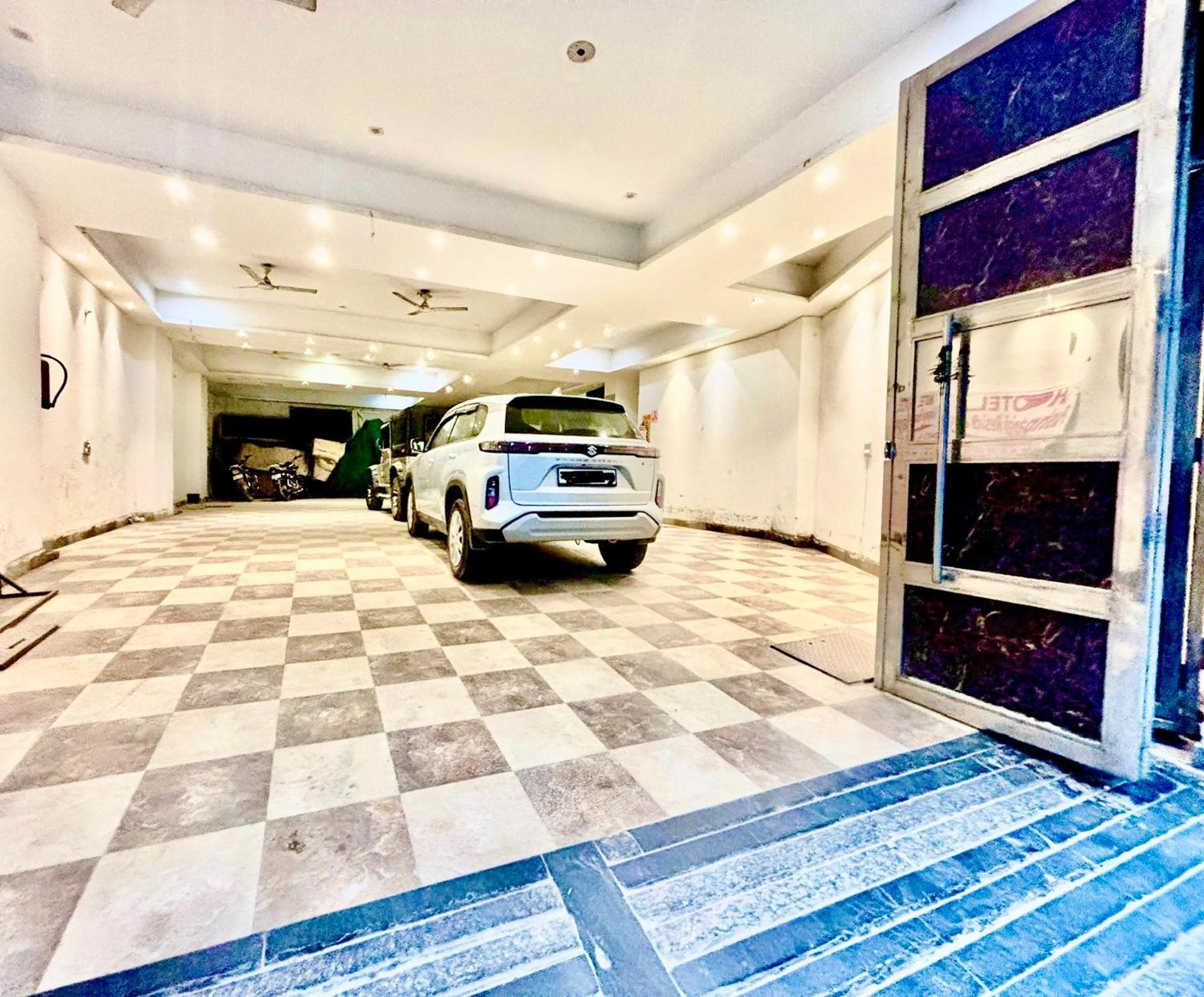 ניו דלהי Hotel Pushpanjali מראה חיצוני תמונה